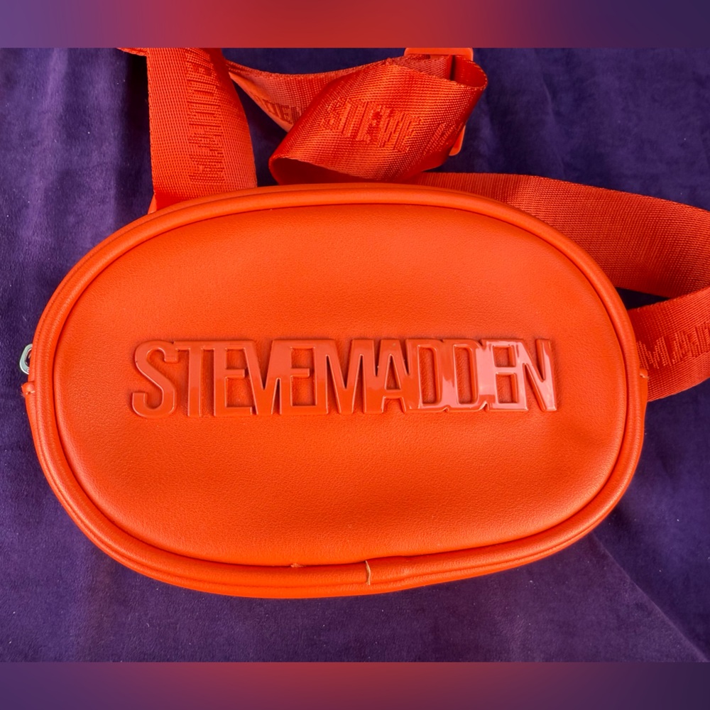 Steve Madden Bold Orange Shoulder Bag